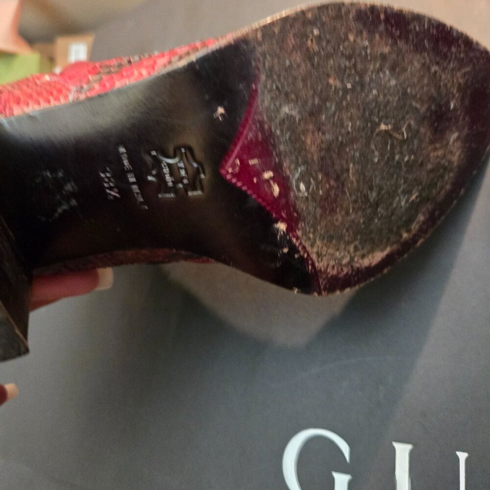 Boots - Picture 3 of 4